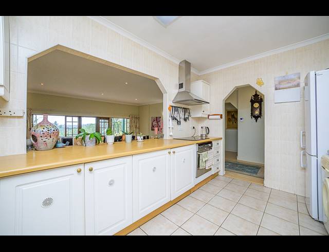 3 BEDROOM SIMPLEX FOR SALE IN WESTVILLE